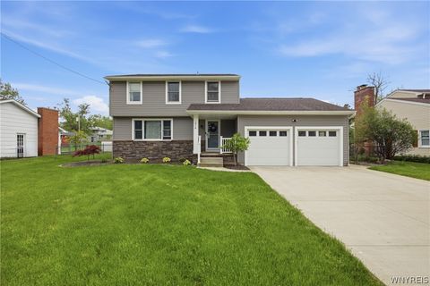 Photo of 1878 Bedell Road, Grand Island, NY 14072 (MLS # B1684787)