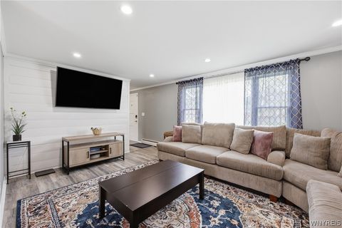 Tiny photo for 1878 Bedell Road, Grand Island, NY 14072 (MLS # B1684787)