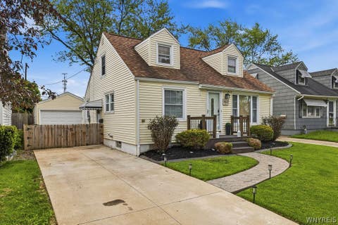 Homes For Sale - 157 Thorncliff Road<br/> Tonawanda, NY 14223