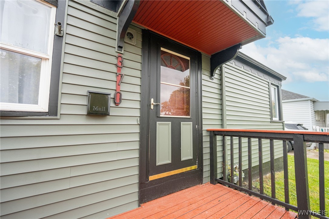 370 W Girard Boulevard