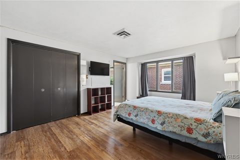 Tiny photo for 2702 Forest Avenue, Niagara Falls, NY 14301 (MLS # B1684769)