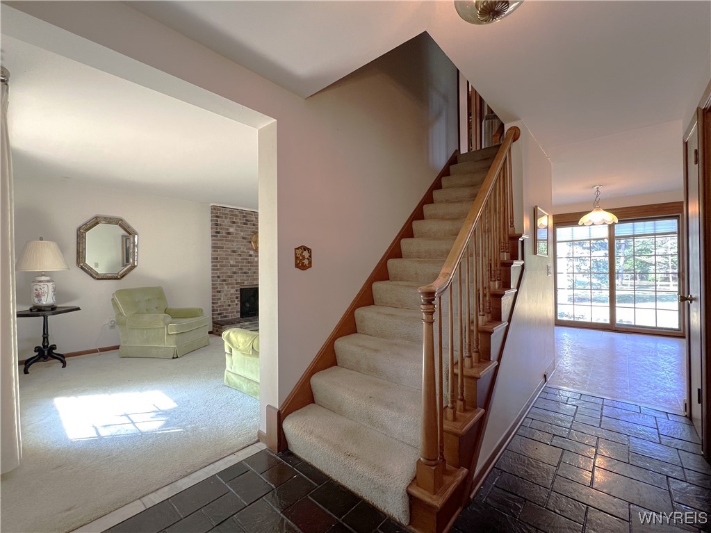 4630 Boncrest Drive E