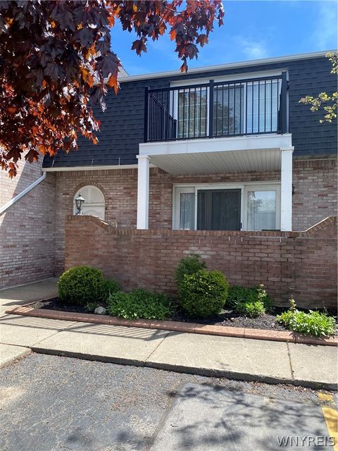 Photo of 4585 Chestnut Ridge Road #4, Amherst, NY 14228 (MLS # B1682256)