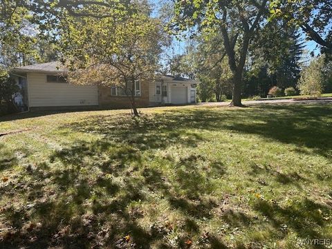 Photo of 45 Ellicott Road, Aurora, NY 14170 (MLS # B1641936)