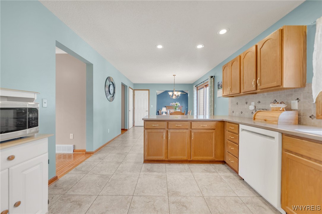 46 Trentwood Trl, Lancaster, New York image 17