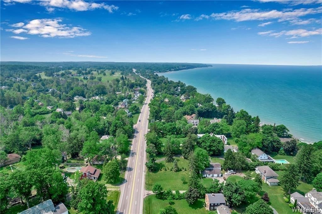 5057 Lake Shore Road