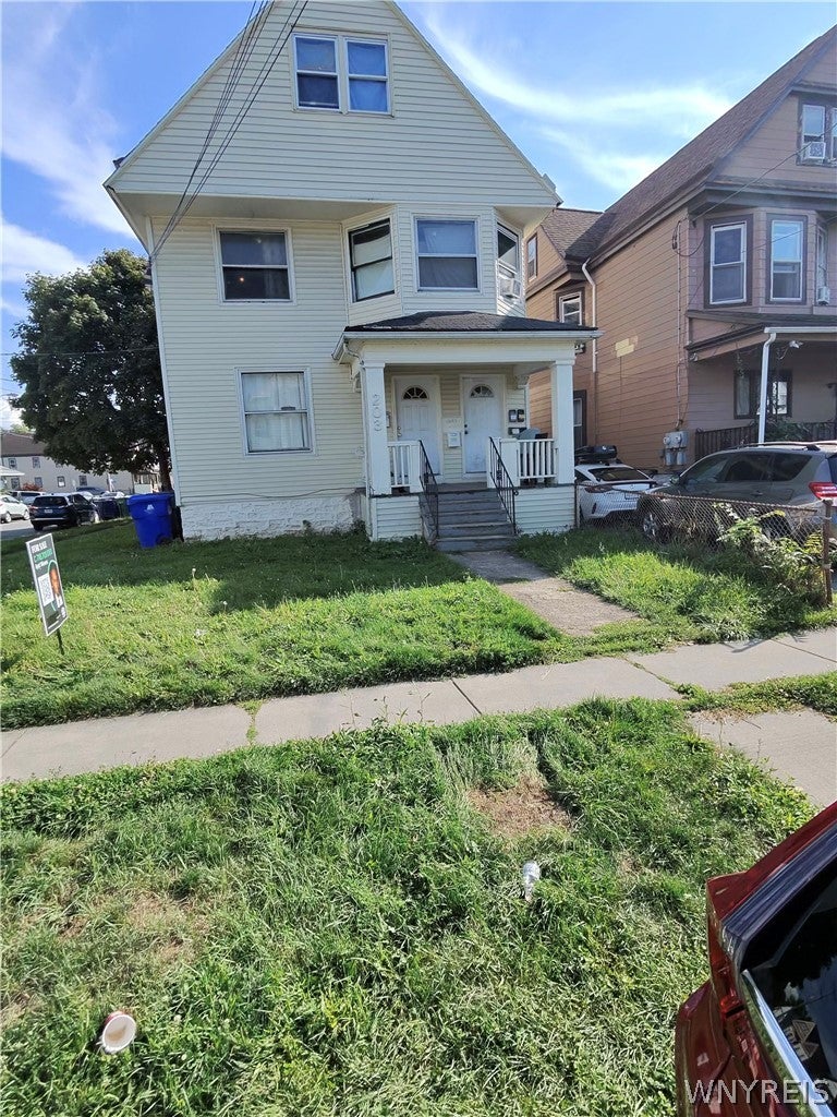 Photo of 203 Auburn Avenue, Buffalo, NY 14213 (MLS # B1710263)