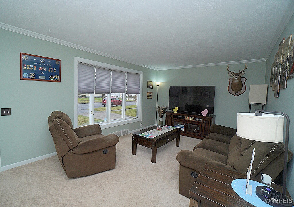 1402 Moll Street, North Tonawanda, New York image 17