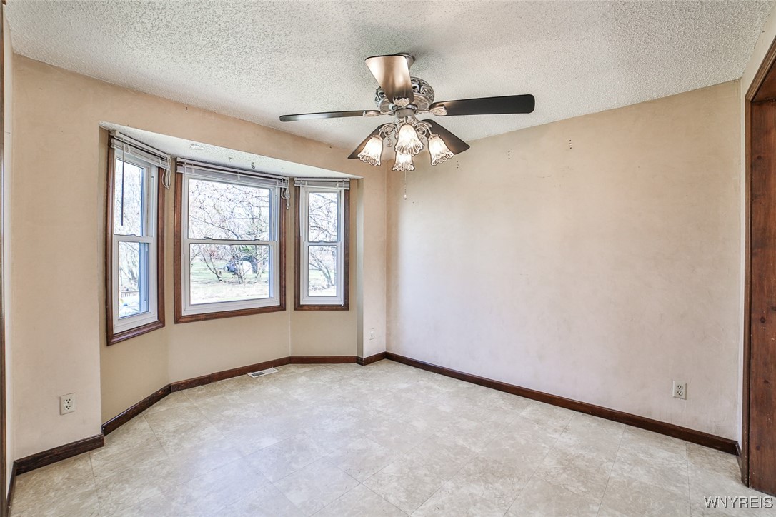 2094 Adams Circle, Lewiston, New York image 29