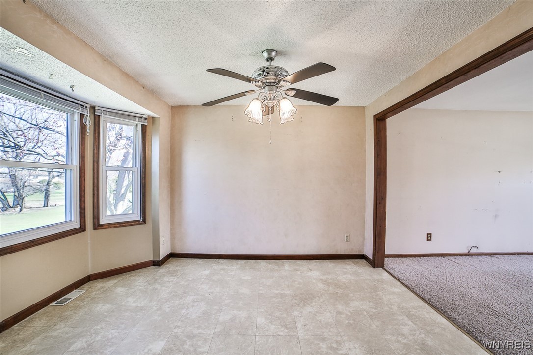 2094 Adams Circle, Lewiston, New York image 30