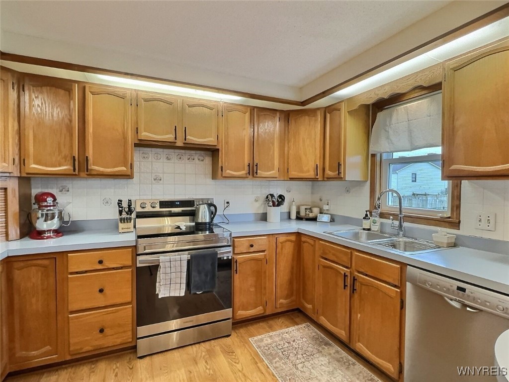 32 Country Place, Lancaster, New York image 9