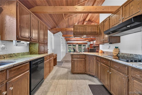 Tiny photo for 16 Pearce Drive, Amherst, NY 14226 (MLS # B1710886)