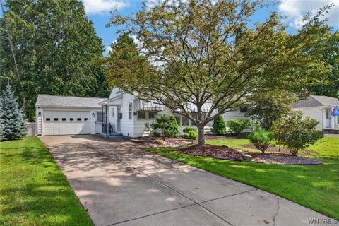 Photo of 16 Pearce Drive, Amherst, NY 14226 (MLS # B1710886)