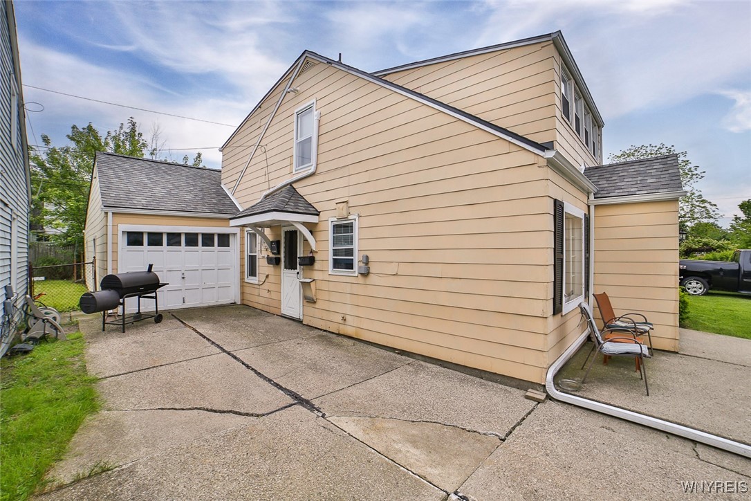 156 Hoover Avenue