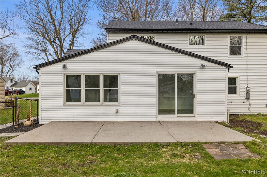 4387 Barton Road, Clarence, New York image 4