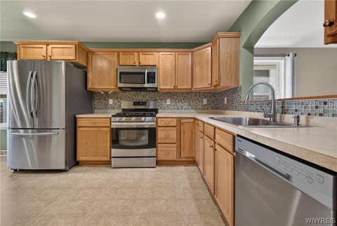 Tiny photo for 14 Allie Lane, Hamburg, NY 14075 (MLS # B1706452)