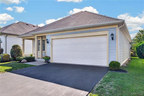 Tiny photo for 14 Allie Lane, Hamburg, NY 14075 (MLS # B1706452)