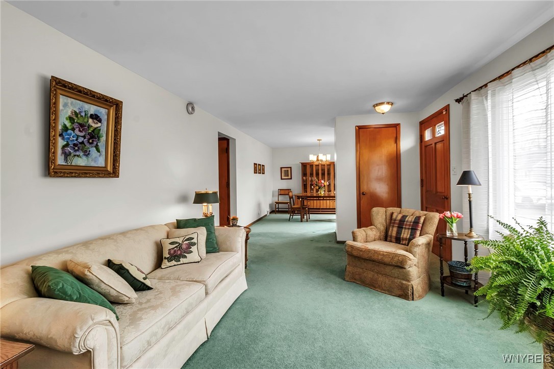 17 Princess Drive, Cheektowaga, New York image 7