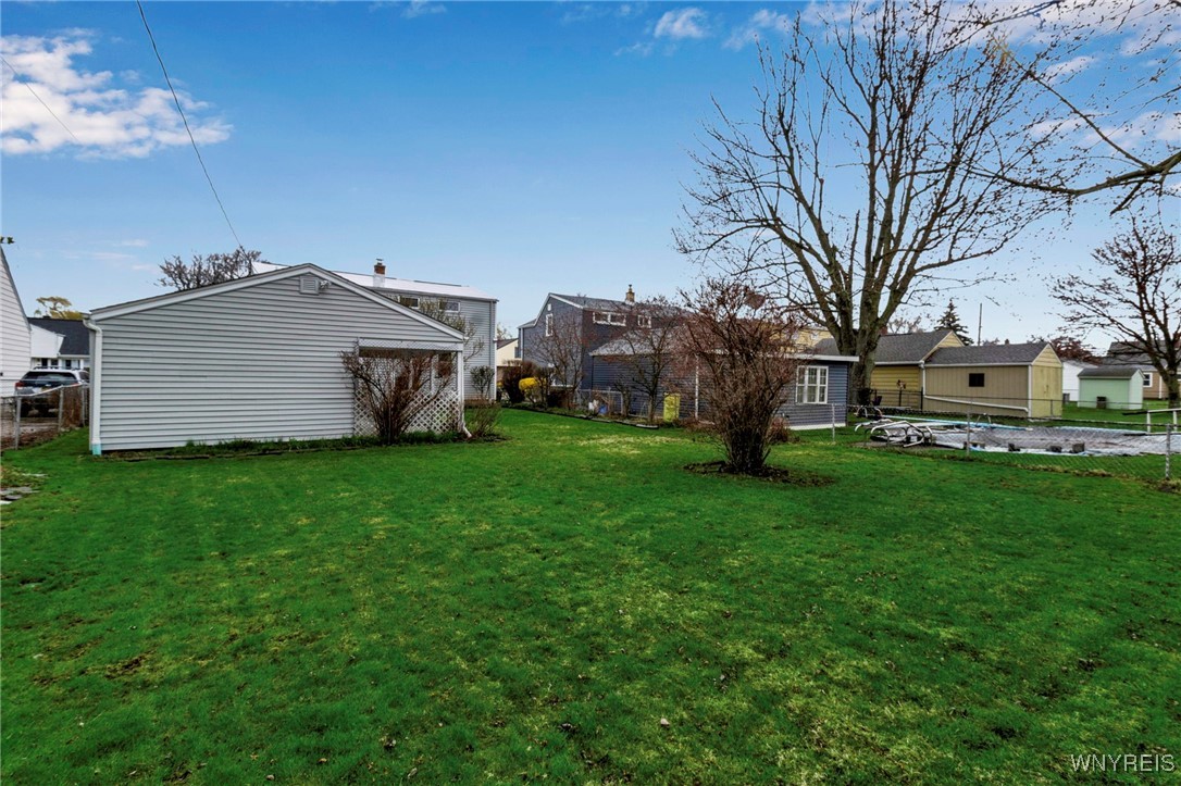 17 Princess Drive, Cheektowaga, New York image 35