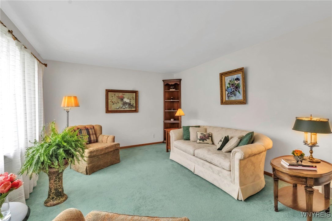 17 Princess Drive, Cheektowaga, New York image 6