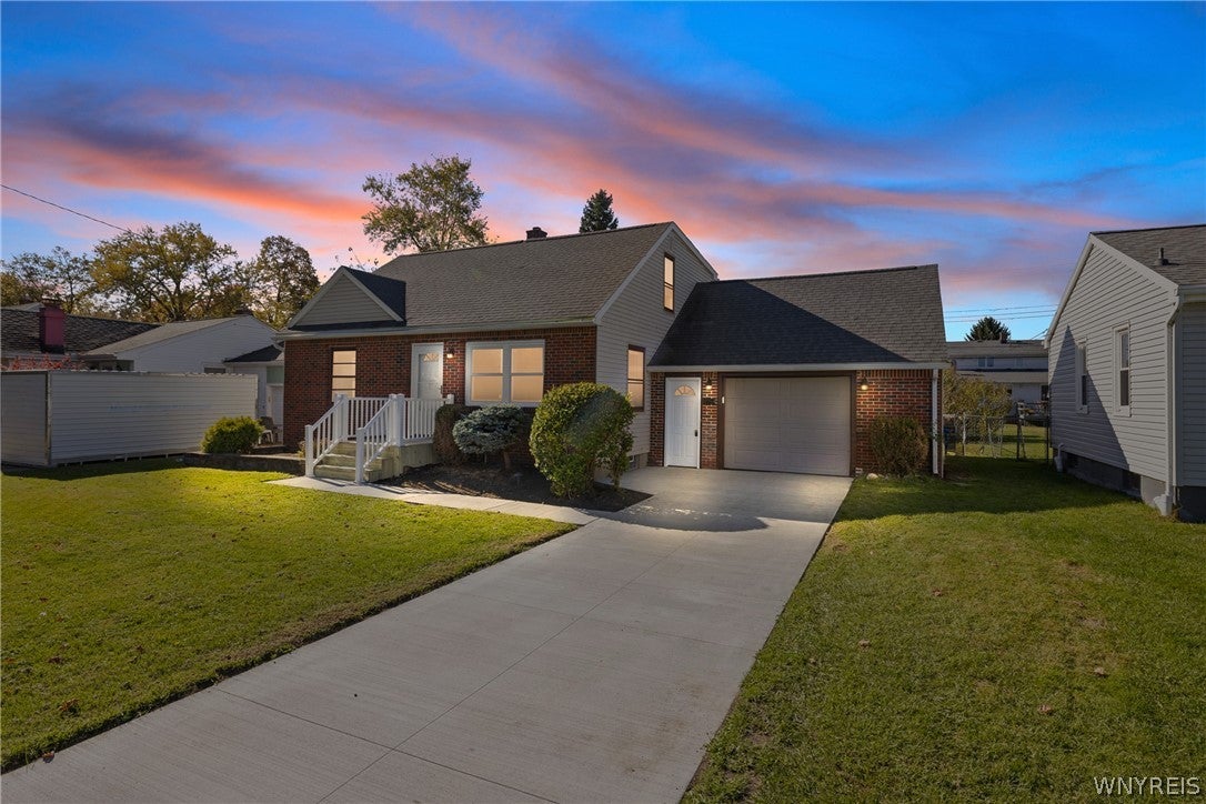 16 Singer Drive