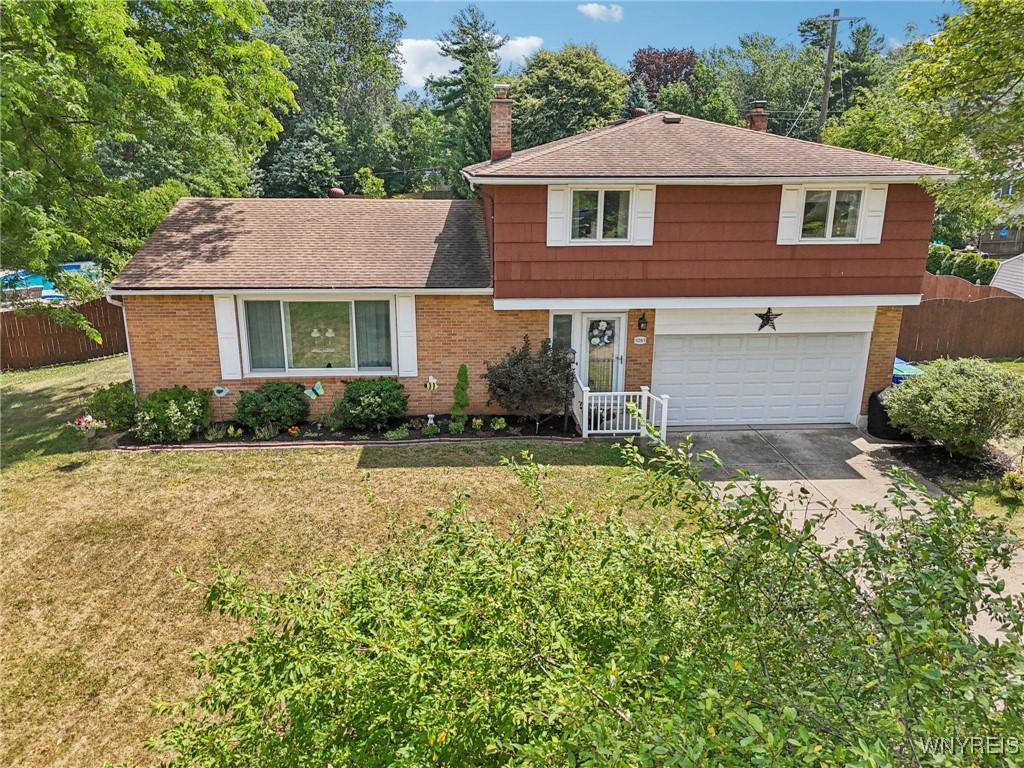 5261 Green Valley Drive