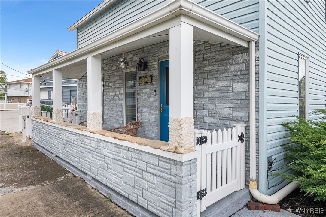 7211 Buffalo Avenue, Niagara Falls, New York image 2
