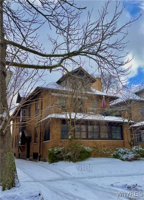 Photo of 330 Summer Street #2, Buffalo, NY 14222 (MLS # B1589849)