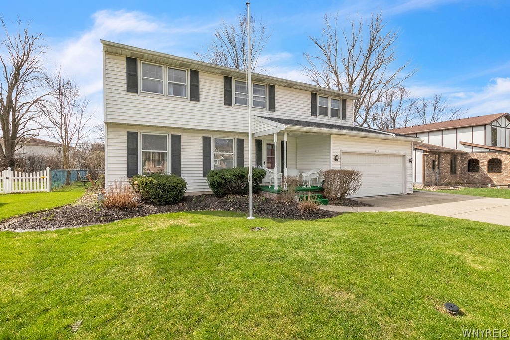 223 W Klein Road