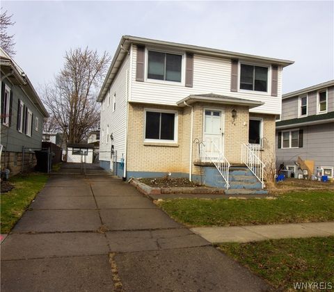 Multifamily For Sale - 126 Grandview Avenue<br/> Tonawanda, NY 14223