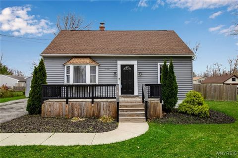 Homes For Sale - 5048 Roseview Avenue<br/> Hamburg, NY 14219