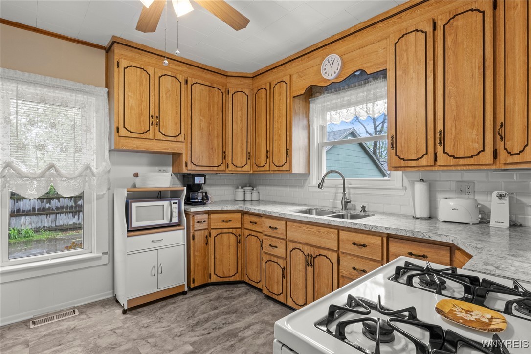 67 Miriam Avenue, Hamburg, New York image 7
