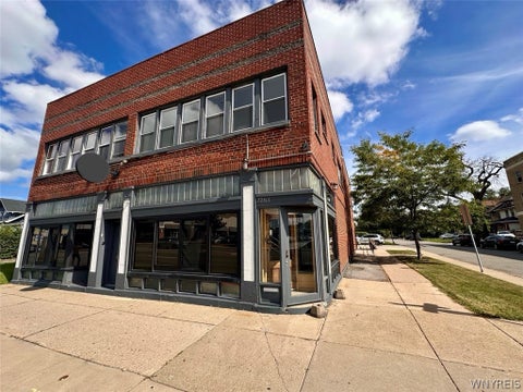 Photo of 2265 Delaware Avenue, Buffalo, NY 14216 (MLS # B1717500)
