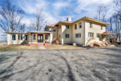Photo of 6970 Lake Shore Road, Evans, NY 14047 (MLS # B1667970)