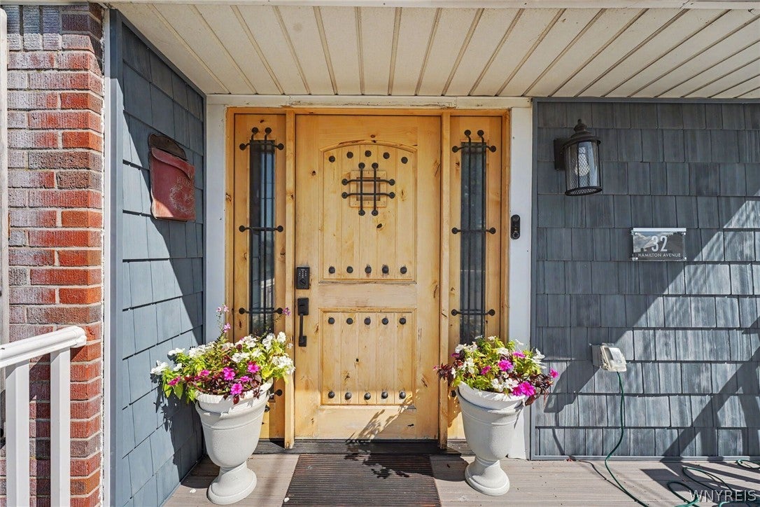 32 Hamilton Avenue