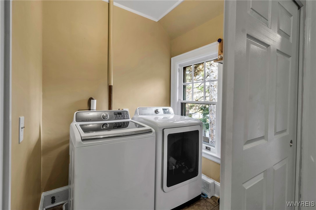 218 Linwood Avenue, Buffalo, New York image 35