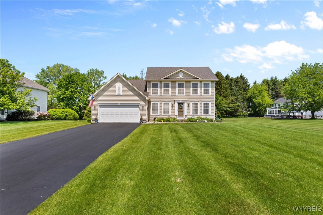 1660 Shallow Creek Trail, Webster, New York image 2