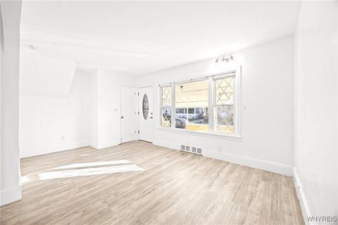 Tiny photo for 31 Chadduck Avenue, Buffalo, NY 14207 (MLS # B1660579)