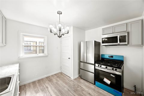 Tiny photo for 31 Chadduck Avenue, Buffalo, NY 14207 (MLS # B1660579)