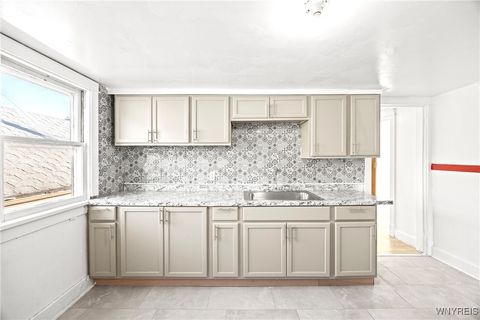 Tiny photo for 31 Chadduck Avenue, Buffalo, NY 14207 (MLS # B1660579)