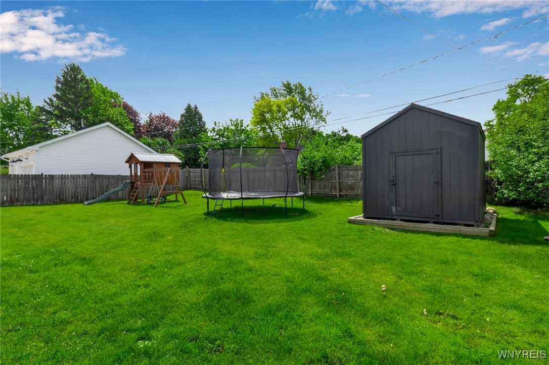 169 Chestnut Hill Lane, Amherst, New York image 12