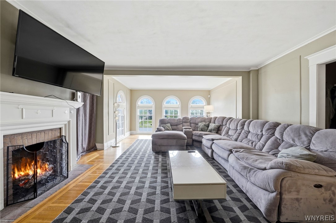 121 Fordham Drive