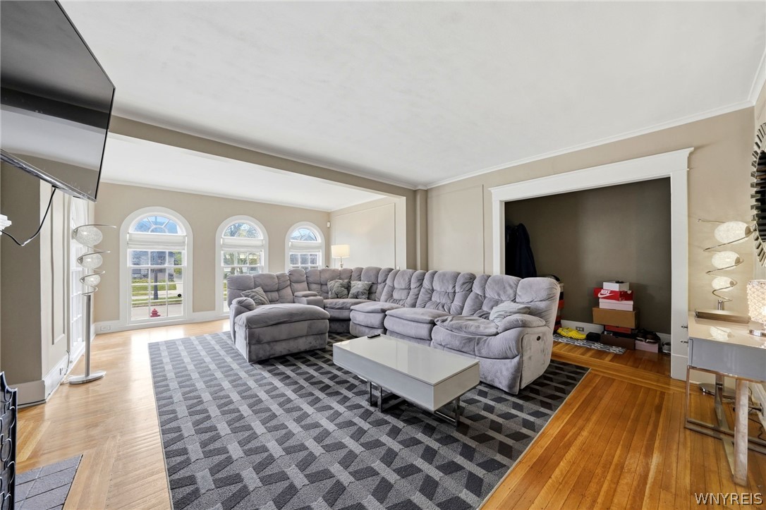 121 Fordham Drive