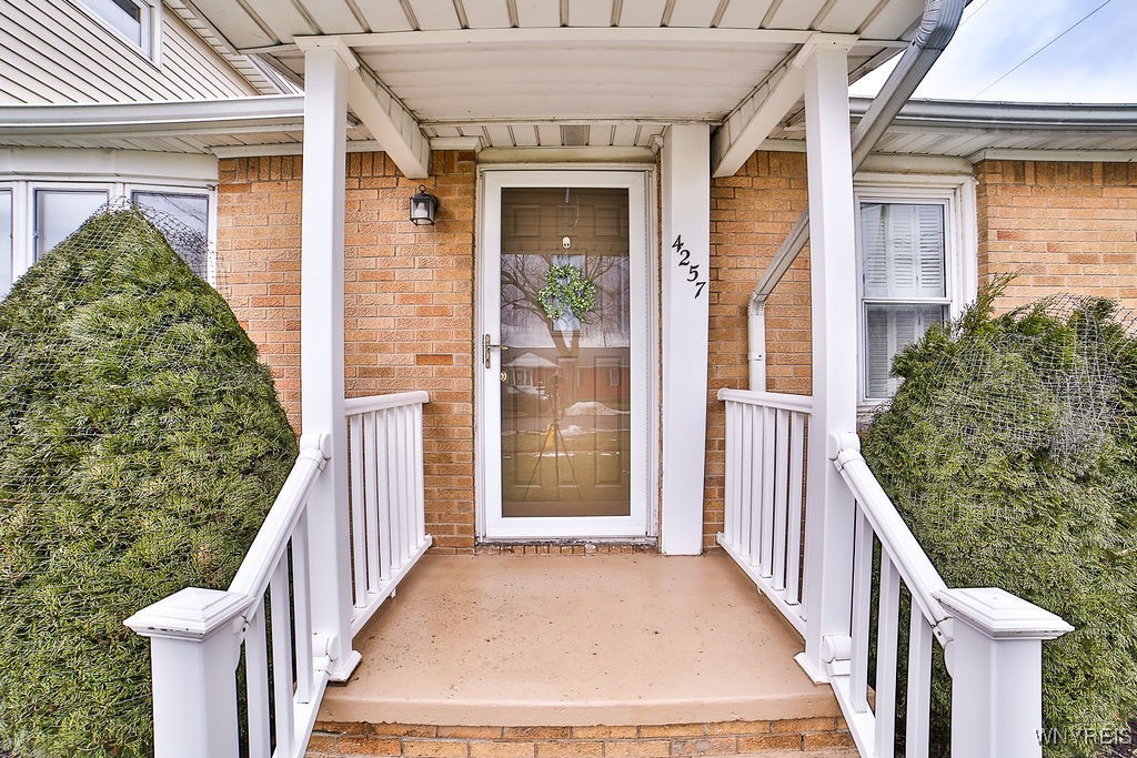 4257 Salem Drive, Hamburg, New York image 3