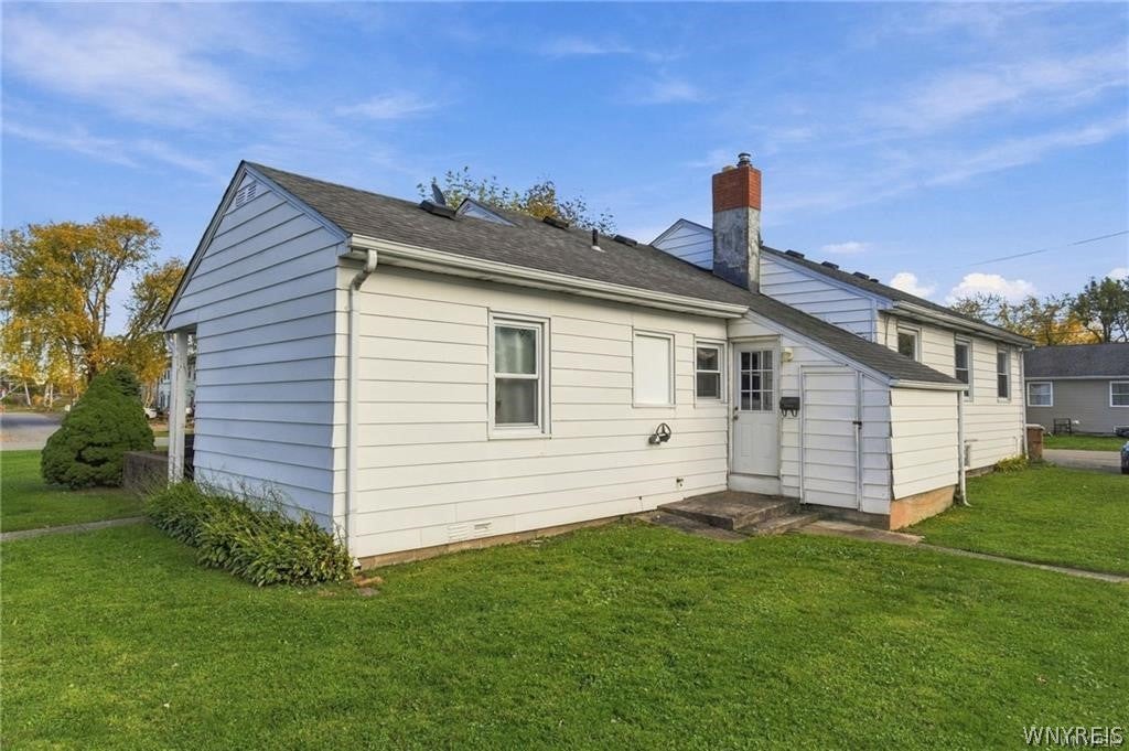 3 Redwood Drive