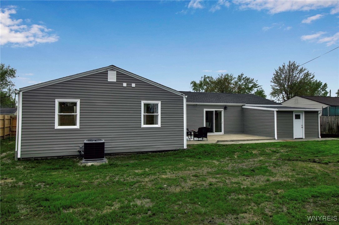 47 Donna Court, Cheektowaga, New York image 3