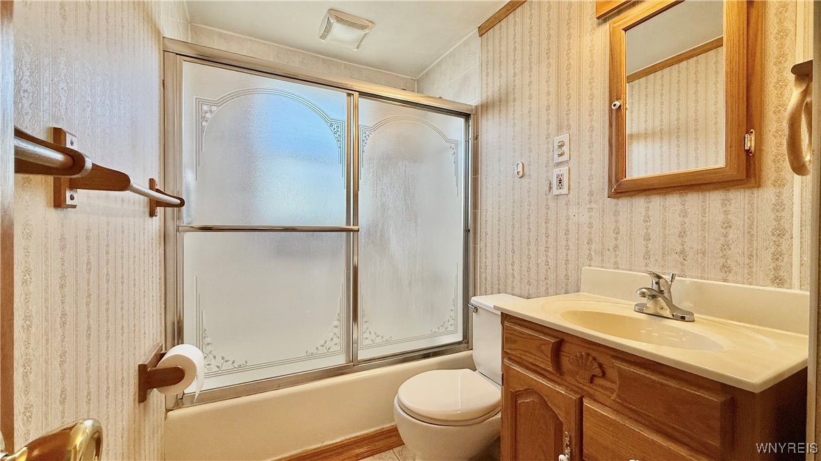 64 Ladner Avenue, Buffalo, New York image 7