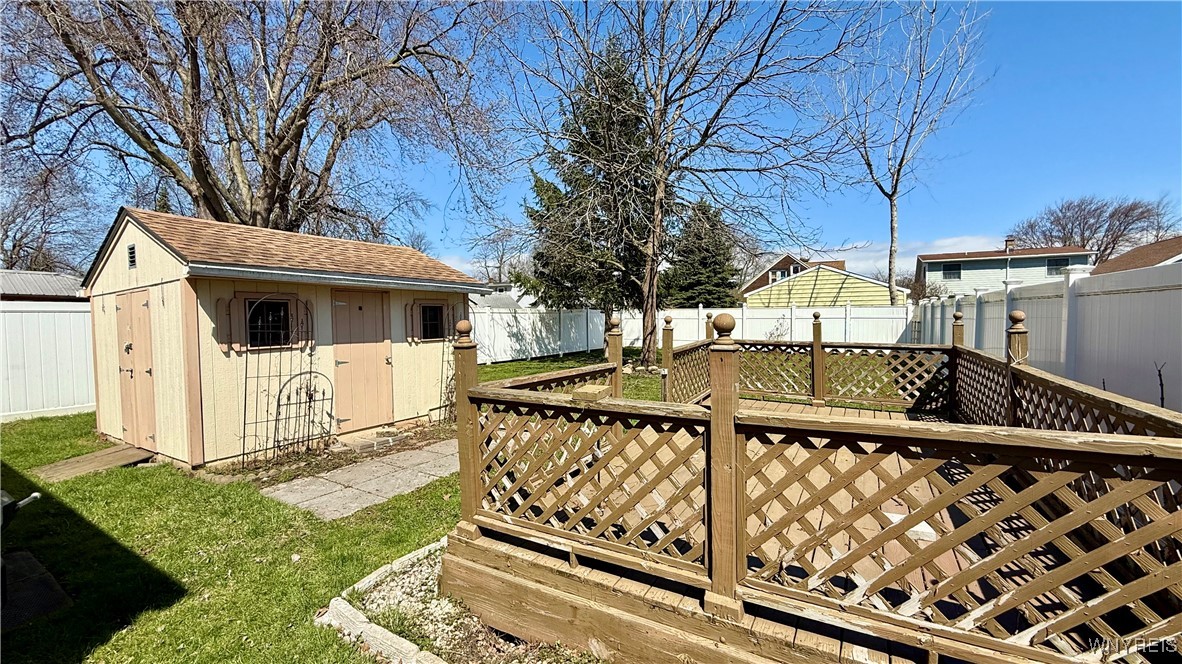 64 Ladner Avenue, Buffalo, New York image 19