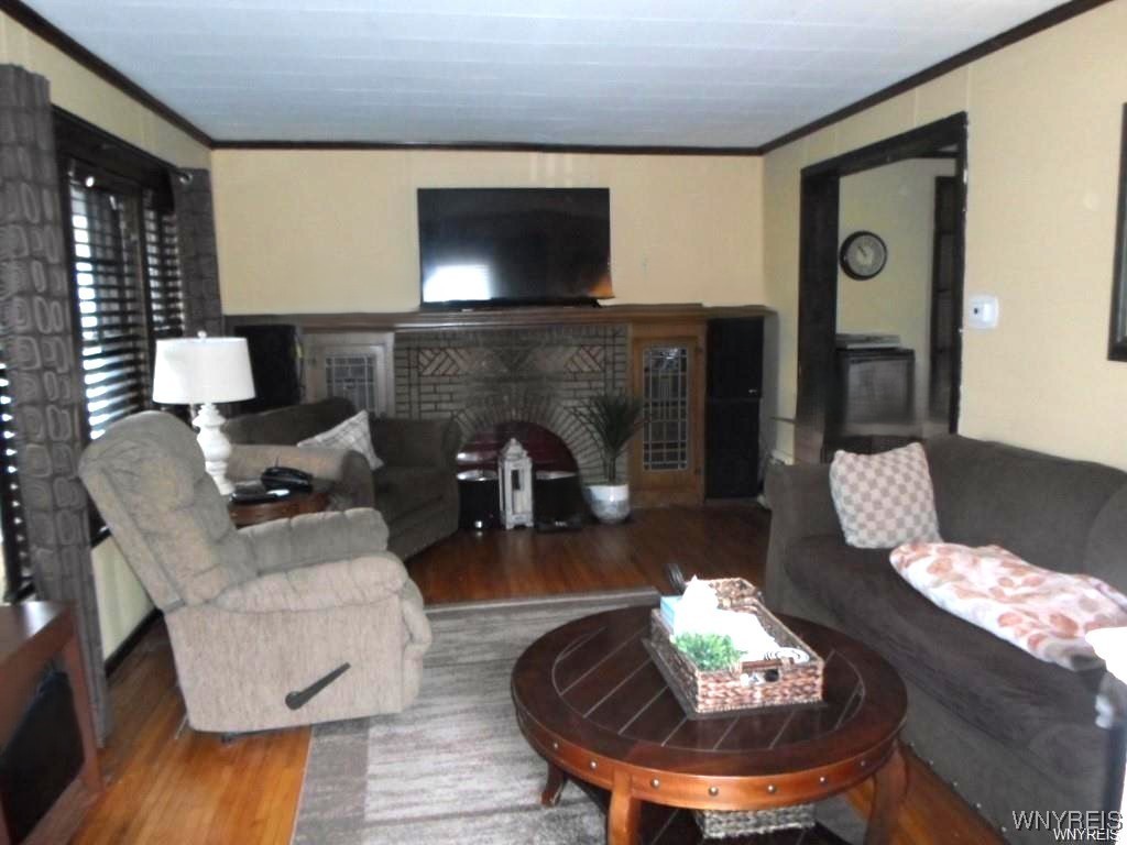 2483 Willow Avenue, Niagara Falls, New York image 3