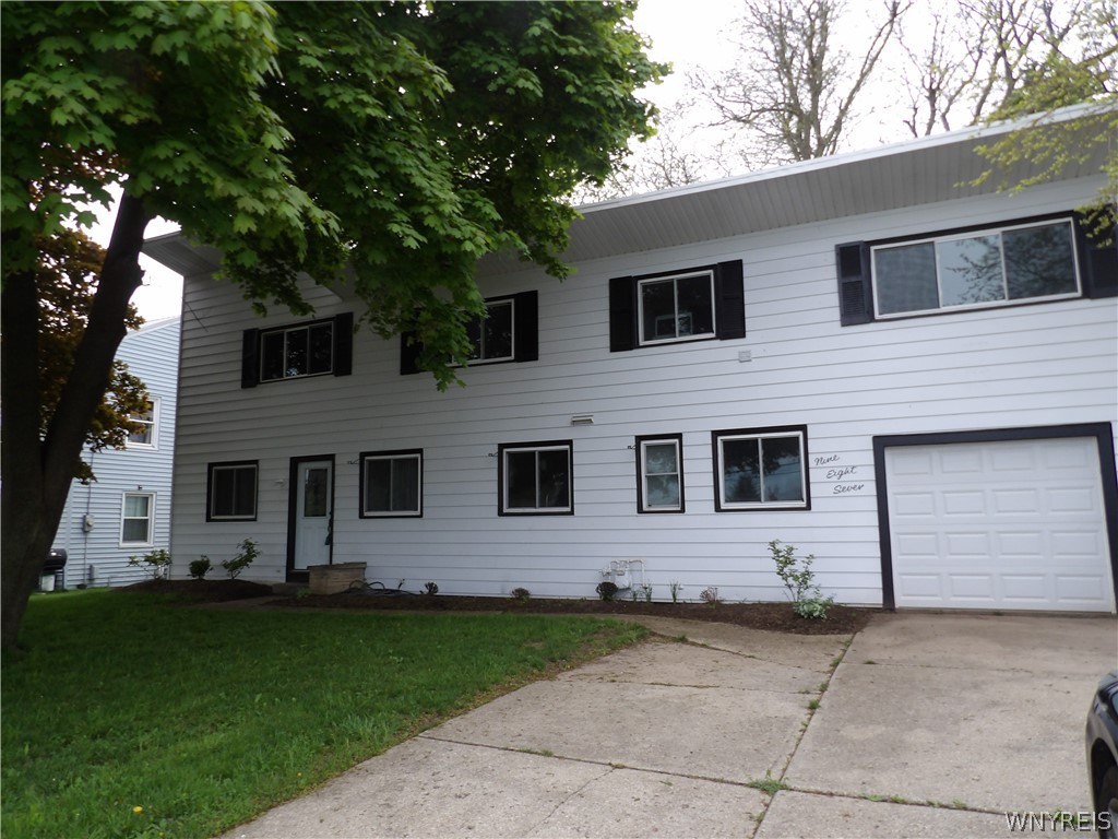 View Amherst, NY 14221 house